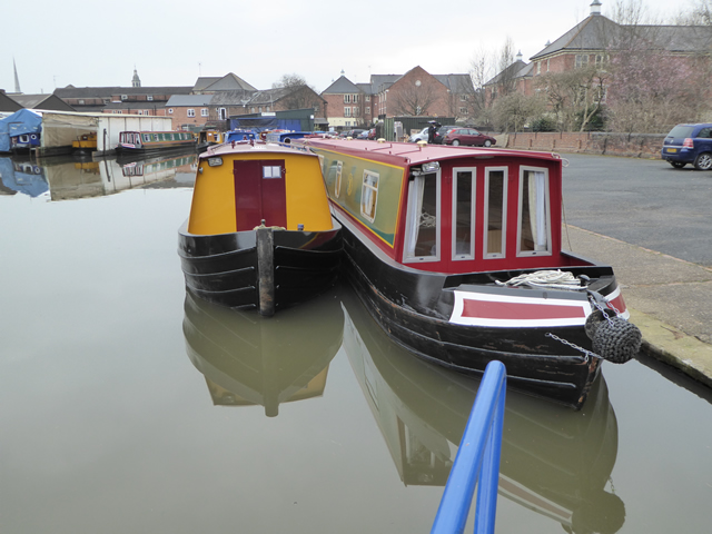 Car parking is available at many marinas Car parking is available at many marinas